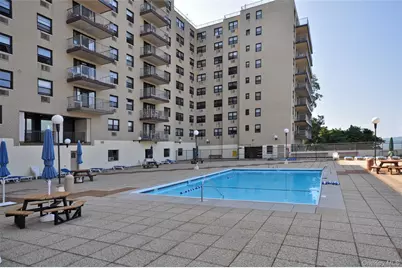 1085 Warburton Avenue #425, Yonkers, NY 10701 - Photo 28