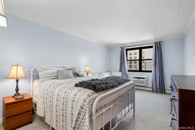 1085 Warburton Avenue #425, Yonkers, NY 10701 - Photo 14
