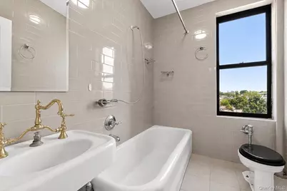 7101 Colonial Road #L5D, Brooklyn, NY 11209 - Photo 6