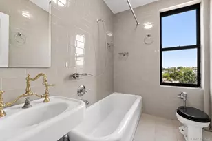 7101 Colonial Rd, Brooklyn, NY 11209 - Photo 6