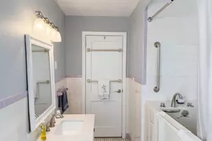 3584 Condor Rd, Levittown, NY 11756 - Photo 16