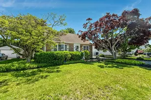 3584 Condor Rd, Levittown, NY 11756 - Photo 2