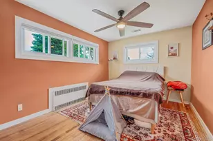654 S 5th St, Lindenhurst, NY 11757 - Photo 24