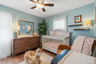 104 Franklin Pl, Massapequa, NY 11758 - Photo 14