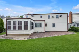 114 Patton Blvd, New Hyde Park, NY 11040 - Photo 16