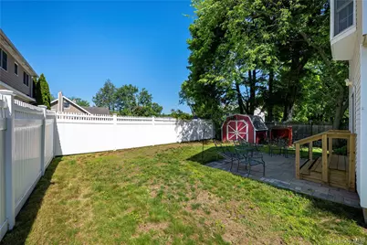 2897 Hyatt Street, Yorktown Heights, NY 10598 - Photo 20