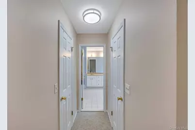 33 Peachtree Court, Holtsville, NY 11742 - Photo 38