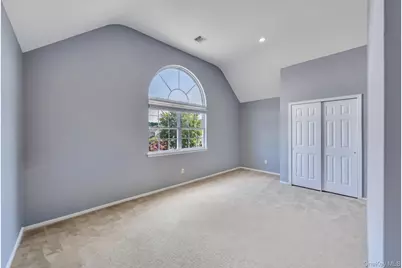 33 Peachtree Court, Holtsville, NY 11742 - Photo 44