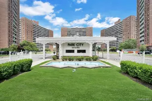 61-15 98th St, Rego Park, NY 11374 - Photo 22