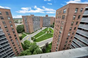 61-15 98th St, Rego Park, NY 11374 - Photo 28