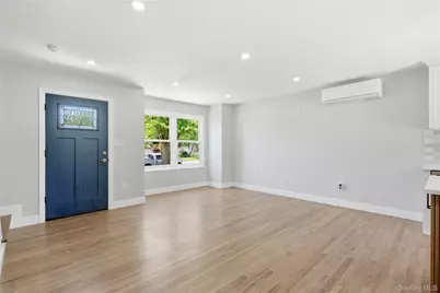 1707 N Gardiner Drive, Bay Shore, NY 11706 - Photo 10