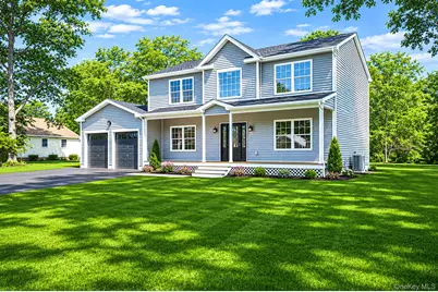 11 Henry Avenue, Ronkonkoma, NY 11779 - Photo 1