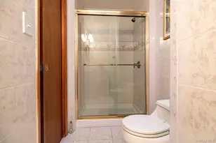 3499 Woodward Ave, Wantagh, NY 11793 - Photo 14