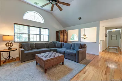 94 Woodhull Road, Huntington, NY 11743 - Photo 10