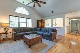 94 Woodhull Rd, Huntington, NY 11743 - Photo 10