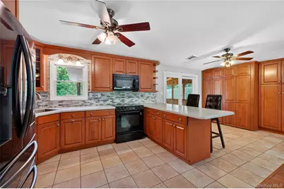 142 Hawleys Corners Road, Highland, NY 12528 - Photo 10
