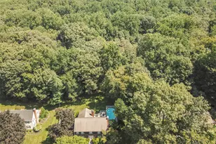 16 Old Farm Ln, Hartsdale, NY 10530 - Photo 2