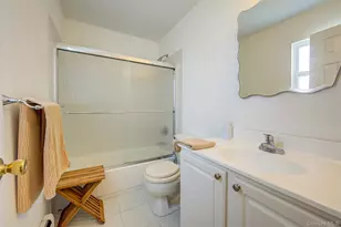 913 Arctic St, Lindenhurst, NY 11757 - Photo 8