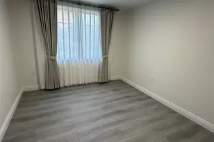 353 E 17th St, Brooklyn, NY 11226 - Photo 4