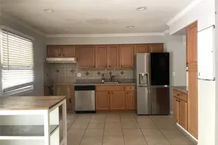 712 Manette Ln, Valley Cottage, NY 10989 - Photo 2