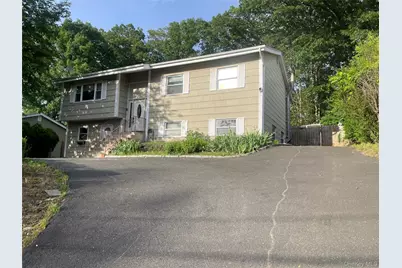 712 Manette Lane, Valley Cottage, NY 10989 - Photo 1