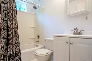 156 Washington Heights Ave, Hampton Bays, NY 11946 - Photo 14