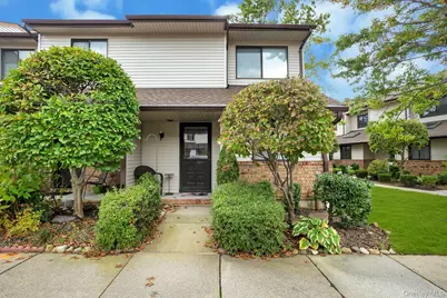 65 Cottonwood Court, Wantagh, NY 11793 - Photo 1