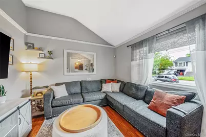 191 Grove Street, Port Jefferson Station, NY 11776 - Photo 8