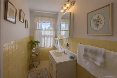 34 Morsemere Place, Yonkers, NY 10701 - Photo 12