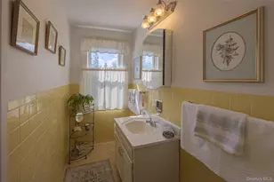 34 Morsemere Pl, Yonkers, NY 10701 - Photo 12