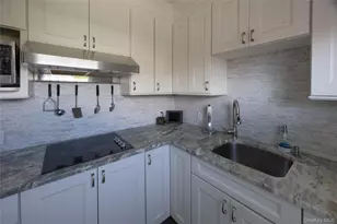 34 Morsemere Pl, Yonkers, NY 10701 - Photo 6