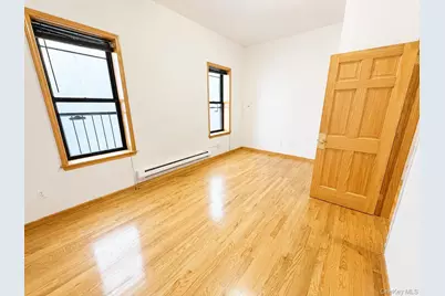 [Address not provided], Rockville Centre, NY 11570 - Photo 4