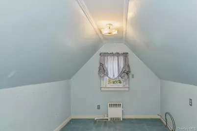 588 Adams Avenue, West Hempstead, NY 11552 - Photo 14