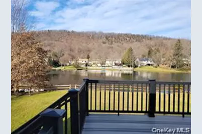 36 Merriewold, Monroe, NY 10950 - Photo 2