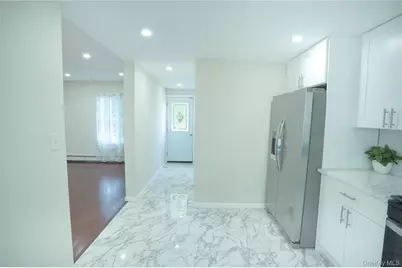 144 Carleton Avenue, Islip Terrace, NY 11752 - Photo 10