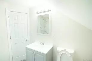 144 Carleton Ave, Islip Terrace, NY 11752 - Photo 28
