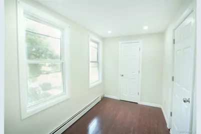 144 Carleton Avenue, Islip Terrace, NY 11752 - Photo 18