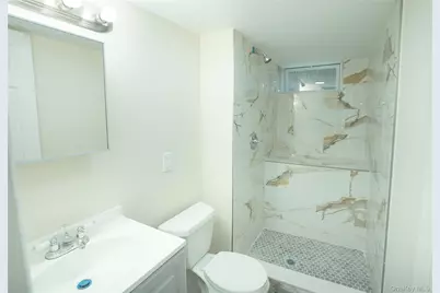 144 Carleton Avenue, Islip Terrace, NY 11752 - Photo 38