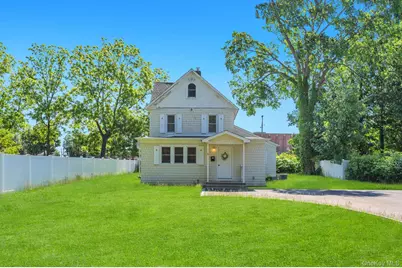 5 Hawkins Avenue, Smithtown, NY 11787 - Photo 4