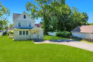 5 Hawkins Ave, Smithtown, NY 11787 - Photo 2