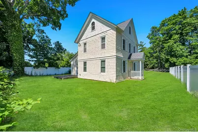 5 Hawkins Avenue, Smithtown, NY 11787 - Photo 34