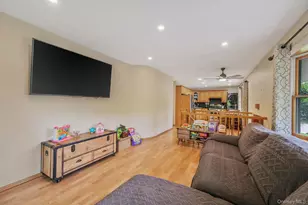 16 Lynx Ln, East Setauket, NY 11733 - Photo 8