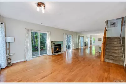 83 Kristin Lane, Hauppauge, NY 11788 - Photo 8