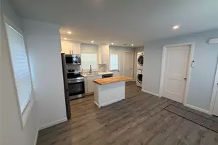 40 Fulton Ave, Mastic, NY 11950 - Photo 10