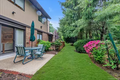 51 Wimbledon Drive, Roslyn, NY 11576 - Photo 22