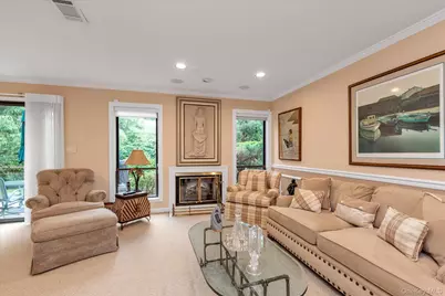 51 Wimbledon Drive, Roslyn, NY 11576 - Photo 14