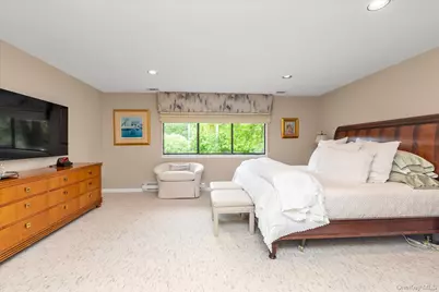 51 Wimbledon Drive, Roslyn, NY 11576 - Photo 16