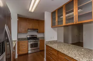 40-22 College Point Blvd, Flushing, NY 11354 - Photo 6