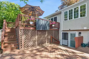 17 Joyce Dr, Riverhead, NY 11901 - Photo 32