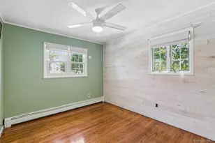17 Joyce Dr, Riverhead, NY 11901 - Photo 14